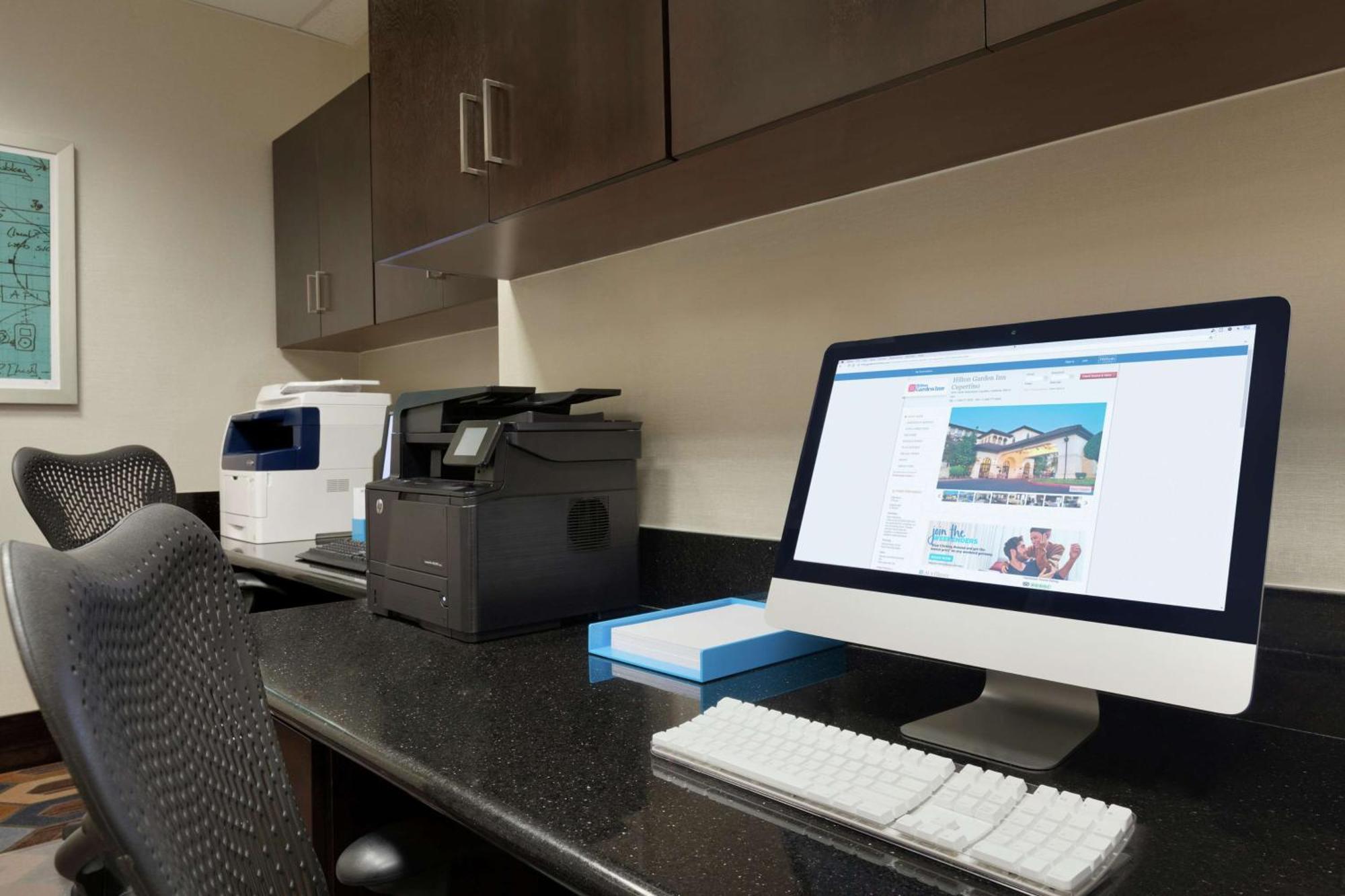 Hilton Garden Inn Cupertino Eksteriør billede