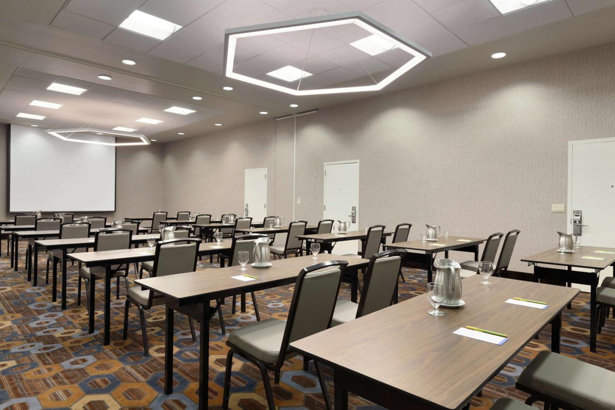 Hilton Garden Inn Cupertino Eksteriør billede