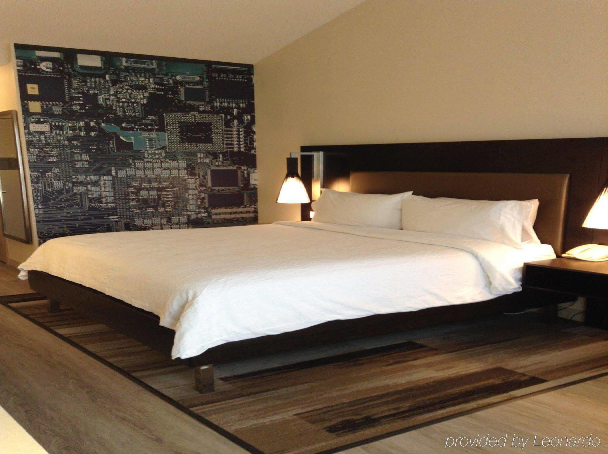 Hilton Garden Inn Cupertino Eksteriør billede